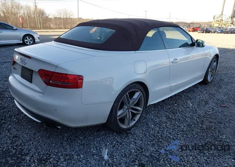 2010 Audi S5 3.0 Premium Plus from USA, damaged, VIN WAUCGAFH5AN013162